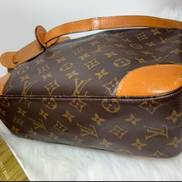 Authentic Louis Vuitton Boulogne 30 - Picture 5 of 13